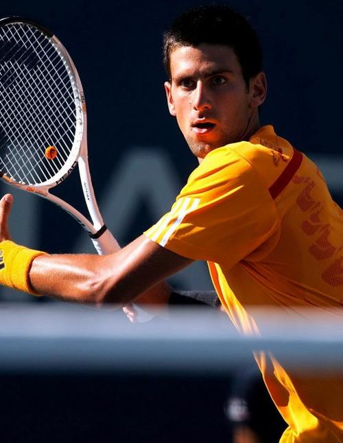 上表现出了 上表现出了