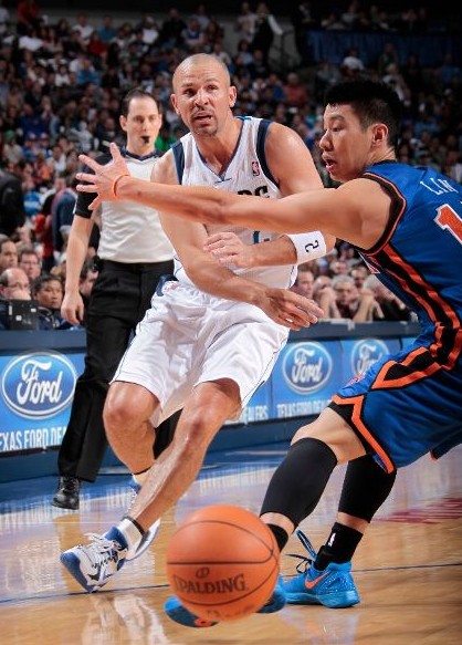 兼顾篮下 兼顾篮下